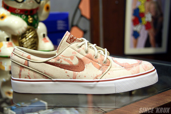 Nike Sb October 2011 Krux 03