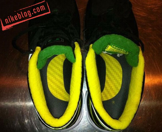 Nike Trainer 1.3 Free Oregon Ducks 02