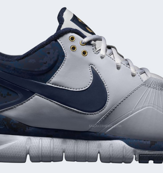 Nike Trainer 1.3 Mid Shield Navy 05