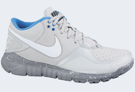 Nike Trainer 1.3 Mid Shield Neutral Grey White Blue Glow 05