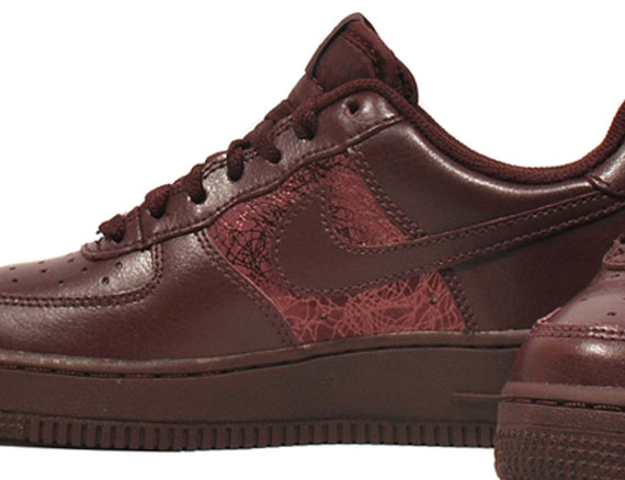 Nike Wmns Air Force 1 Low Deep Burgundy