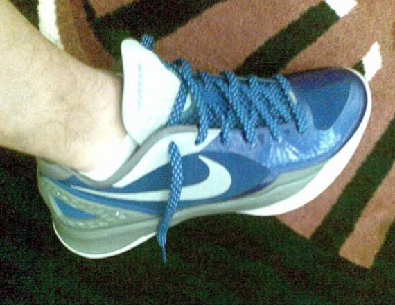 Nike Zoom Hyperdunk 2011 Low Tb Sample 01