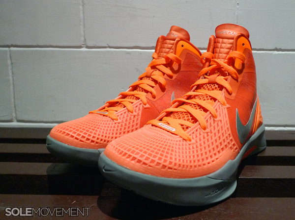 Nike Zoom Hyperdunk 2011 Supreme Team Orange 3