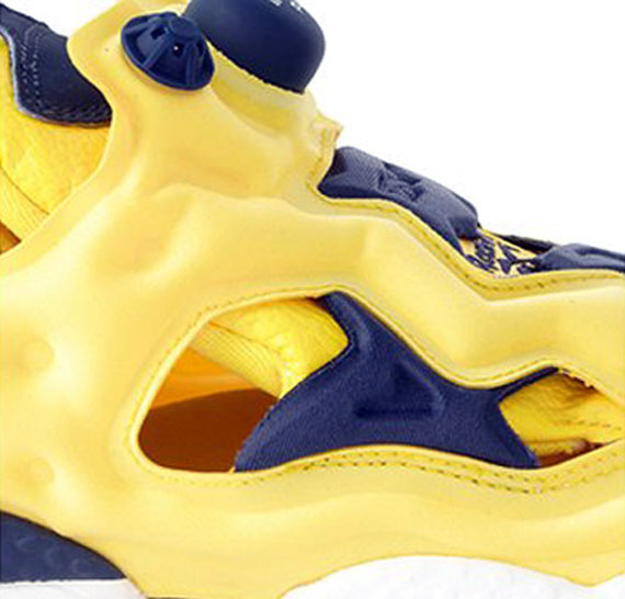 Reebok Insta Pump Fury Gold Navy 3