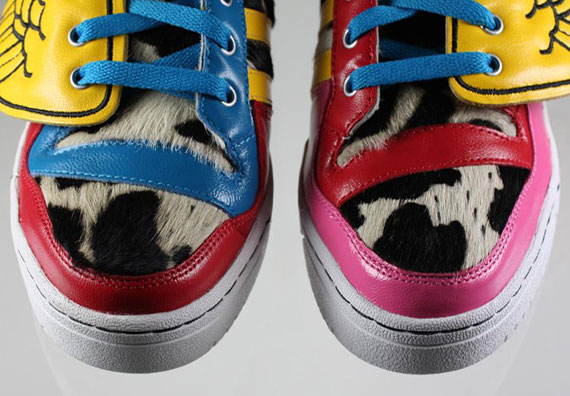 2NE1 x Jeremy Scott x adidas Originals JS Wings - Available