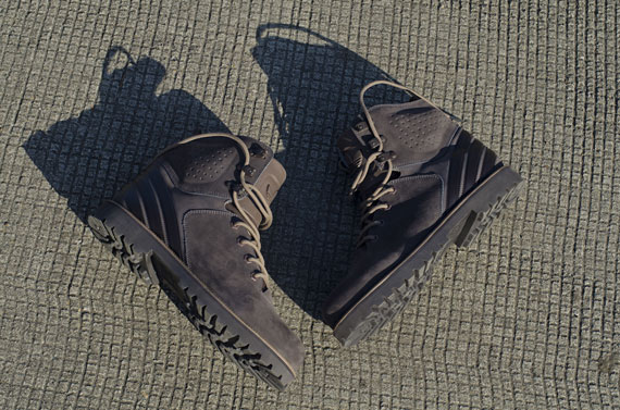 Adidas Originals Elmwood Boot 2