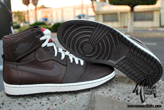 Air Jordan 1 Ko Premium Dark Cinder Sail Varsity Red