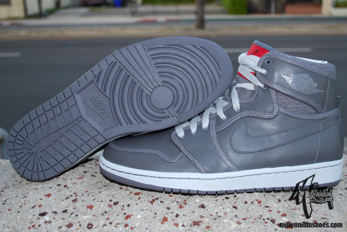 Air Jordan 1 Ko Premium Light Graphite Neutral Grey Varsity Red