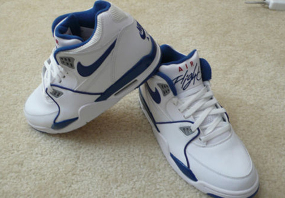 Nike Air Flight '89 'True Blue' Sample