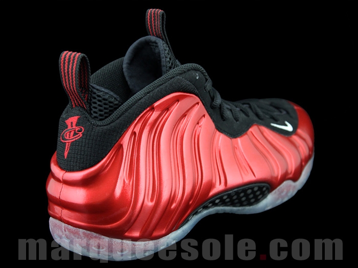 Nike Air Foamposite One Metallic Red 4