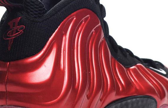 Nike Air Foamposite One Metallic Red Black New Photos