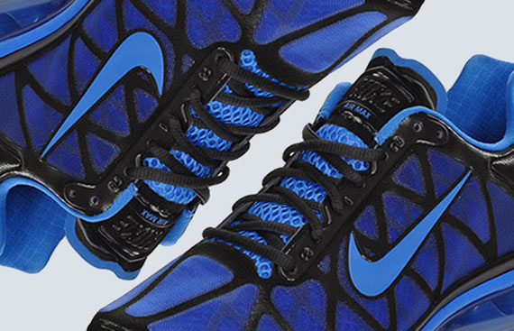 Nike Air Max 2011 Black Treasure Blue 1