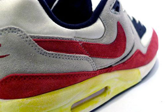 Nike Air Max Light VNTG QS - White - Neutral Grey - Sport Red