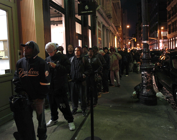 Nike Doernbecher Freestyle 2011 Midnight Release Recap 01