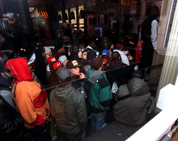 Nike Doernbecher Freestyle 2011 Midnight Release Recap 18