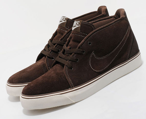 Nike Toki Suede Brown Size 05