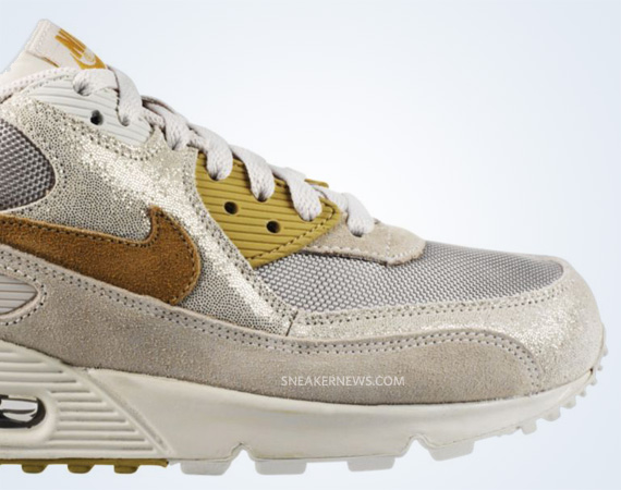 Nike Wmns Air Max 90 Birch Shale Metallic Gold 03