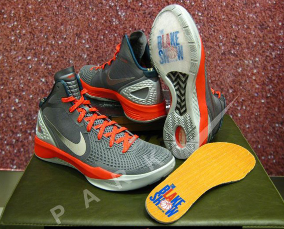 Nike Zoom Hyperdunk 2011 Supreme The Blake Show Pe 1