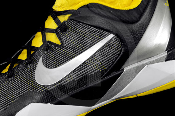 Nike Zoom Kobe VII Supreme ‘Del Sol’ – Detailed Images