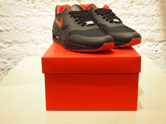 1948 Air Max 1 Hyp Arsenal 10
