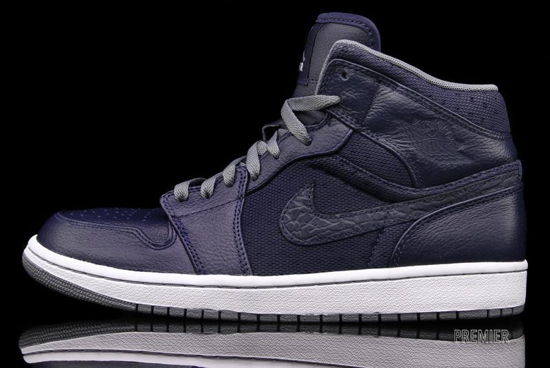 Air Jordan 1 Phat Obsidian Cool Grey White 1