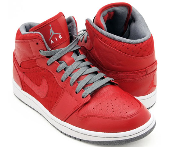 Air Jordan 1 Phat Varsity Red Cool Grey White 3