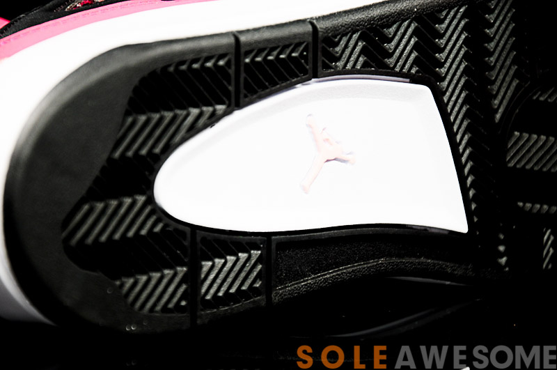 Air Jordan Iv Gs Voltage Cherry Detailed Photos 15