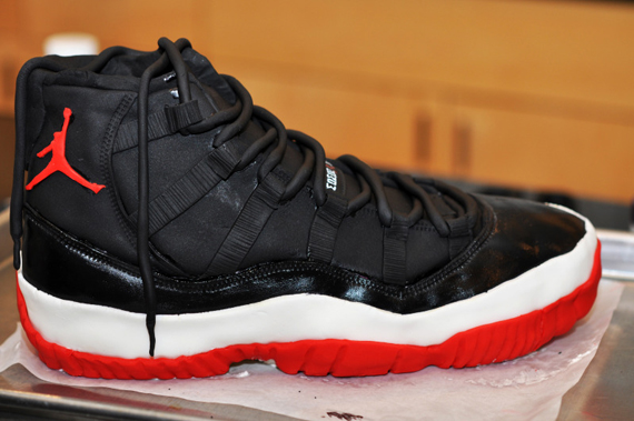 Air Jordan Xi Bred Cake Whisk 1