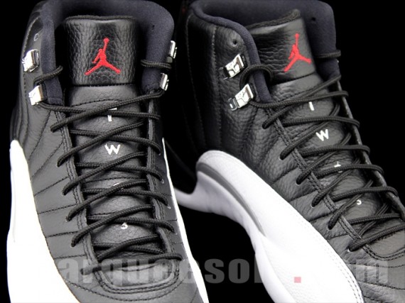 Air Jordan Xii Retro Playoffs 6 570x427