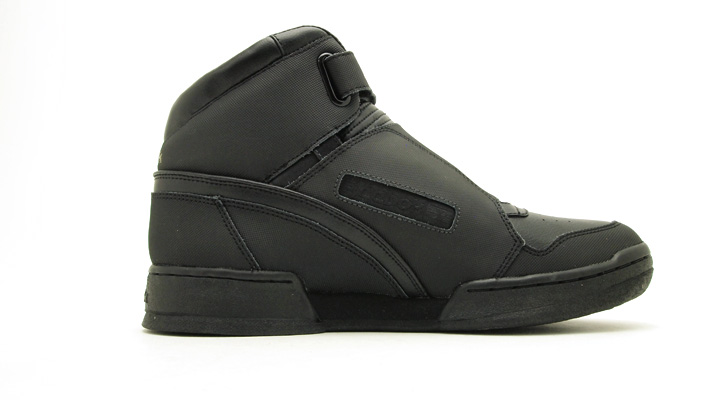 Chapter Reebok Cl Alien Stomper 3