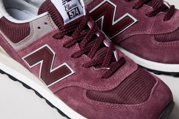 New Balance 574 Classics 'Burgundy'