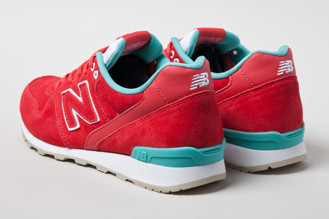 New Balance Wmns Valentines Day 576 07