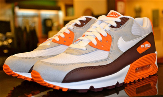 Nike Air Max 90 White Mahogany Safety Orange 2