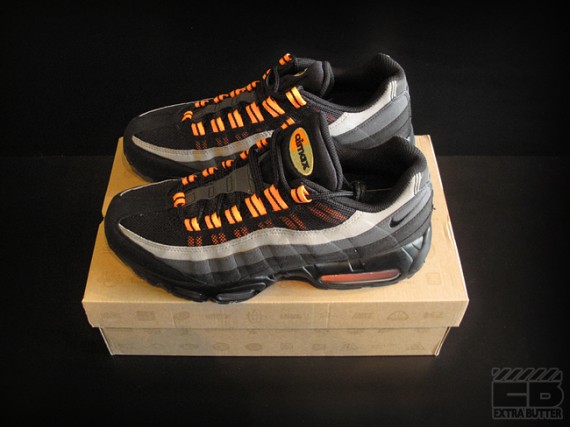 Nike Air Max 95 – Black – Grey – Orange | Available