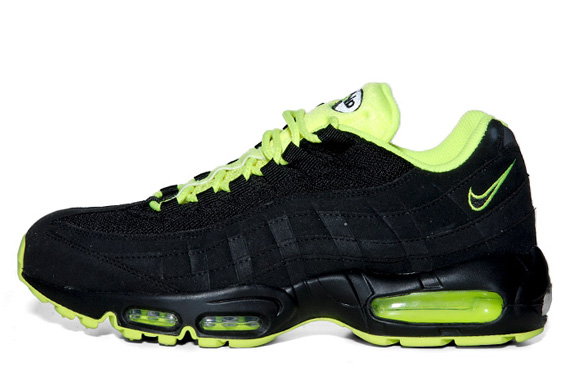 Nike Air Max 95 Black Volt January 2012 6