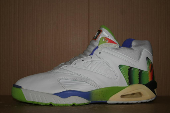 Nike Air Tech Challenge Iv 3