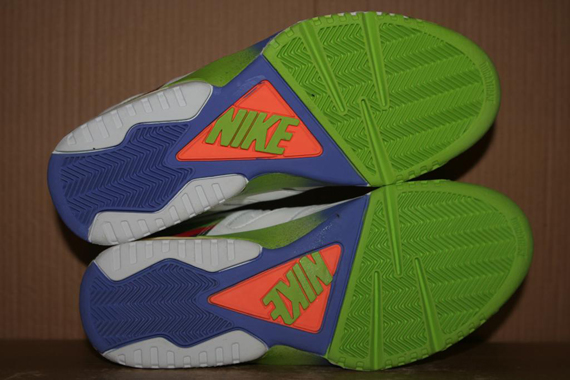 Nike Air Tech Challenge Iv 8