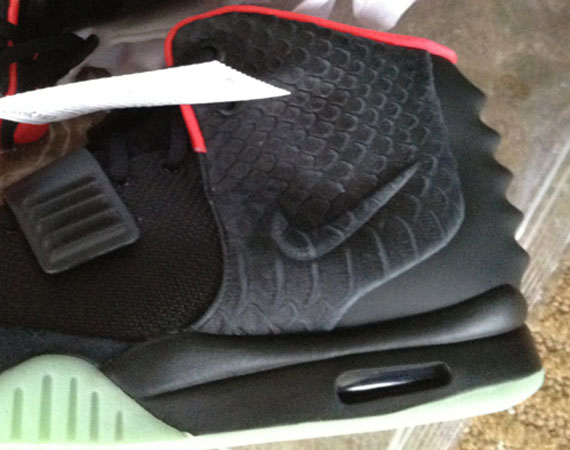 Nike Air Yeezy 2 Up Close Look 051