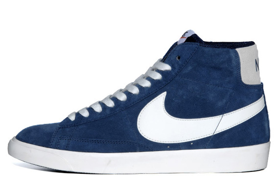Nike Blazer High Suede Obsidian White 6
