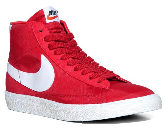 Nike Blazer Nylon Vintage Red White 1