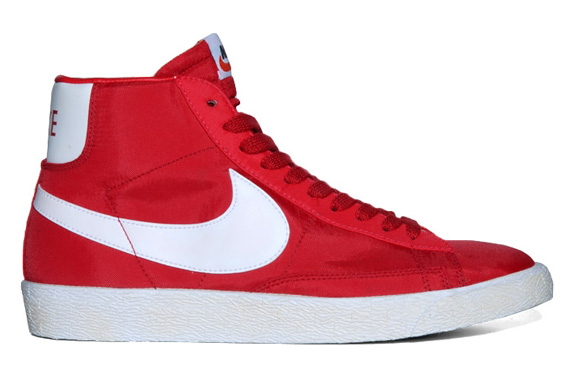 Nike Blazer Nylon Vintage Red White 2