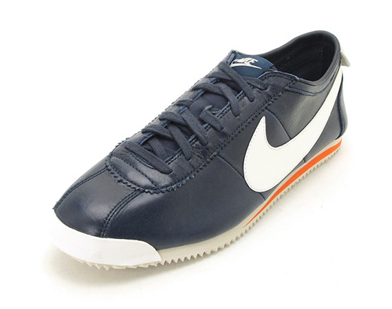 Nike Cortez Classic Leather Obsidian Orange 3