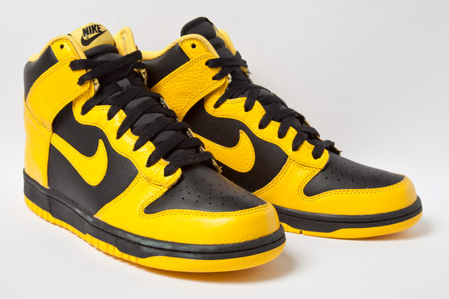 Nike Dunk High Black Varsity Maize 02