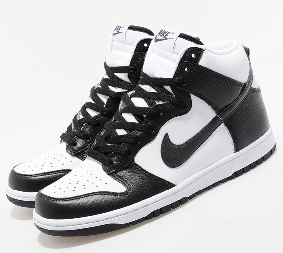 Nike Dunk High Black White Size 4