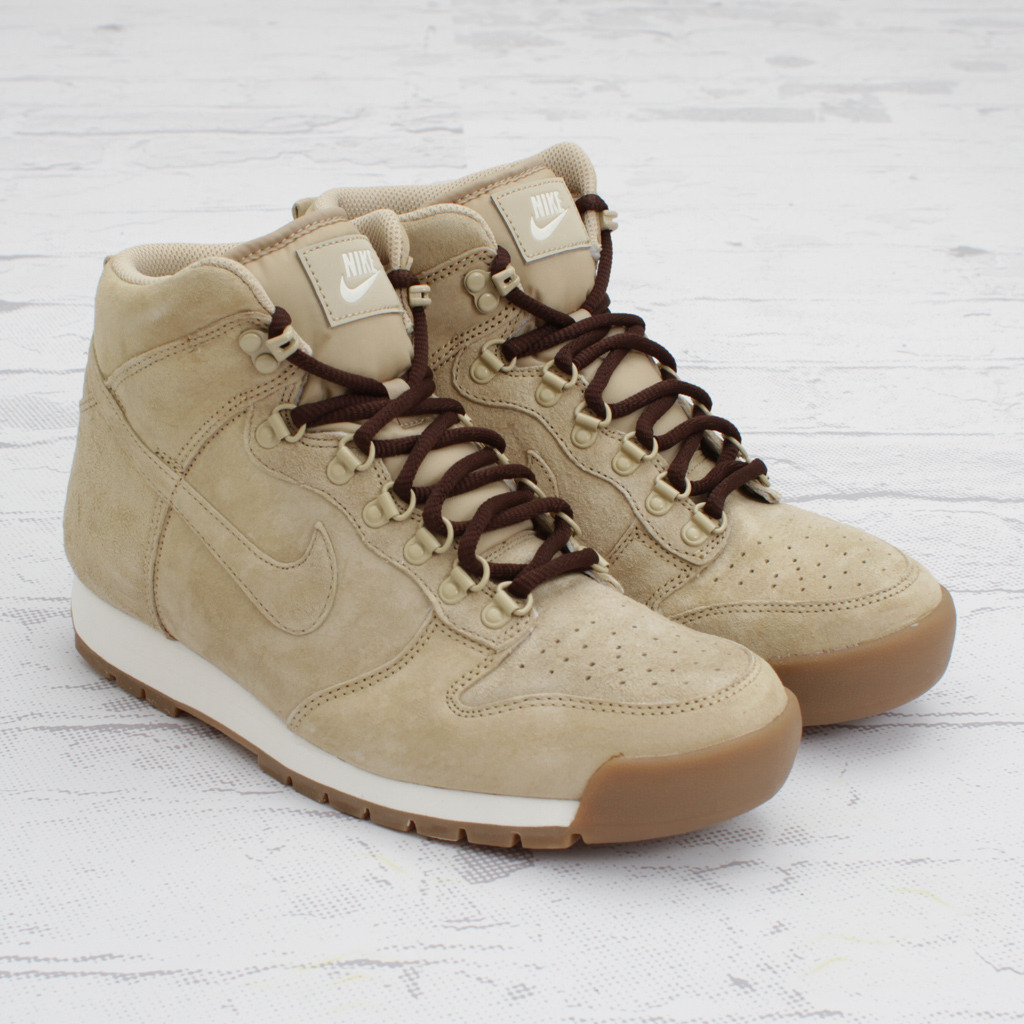 Nike Lava Dunk High Grain Black Gum 02