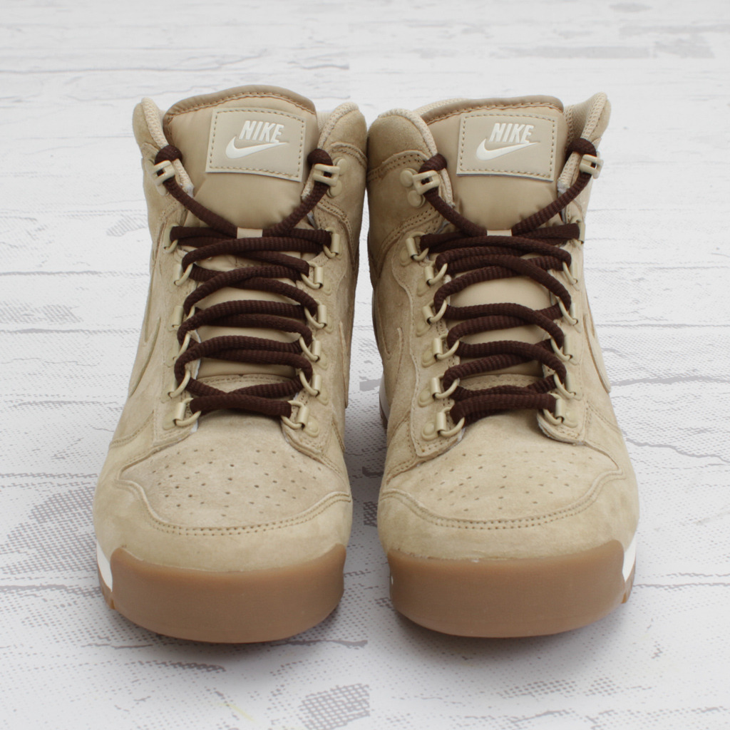 Nike Lava Dunk High Grain Black Gum 03