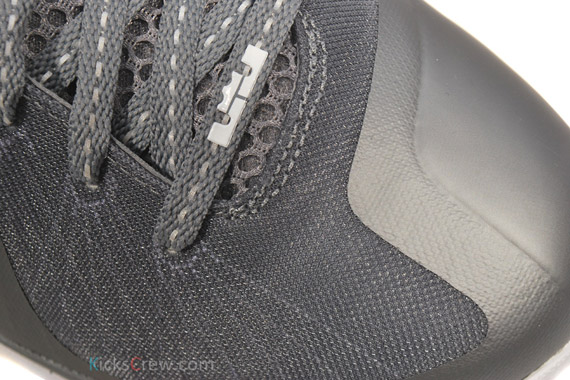 Nike Lebron 9 Cool Grey New Photos 6