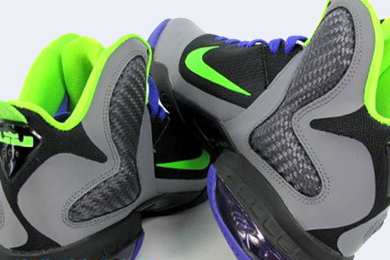 Nike LeBron 9 GS – Grey – Volt – Purple