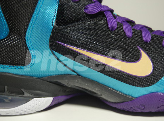 Nike LeBron 9 iD by Phase2