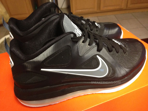 Nike Lebron 9 Low Black White Volt Sample 4